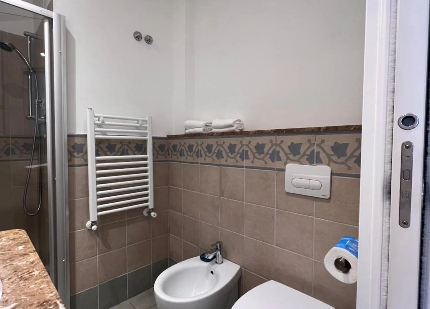 住宿加早餐酒店 B&B Viale Italia 22 福洛尼卡