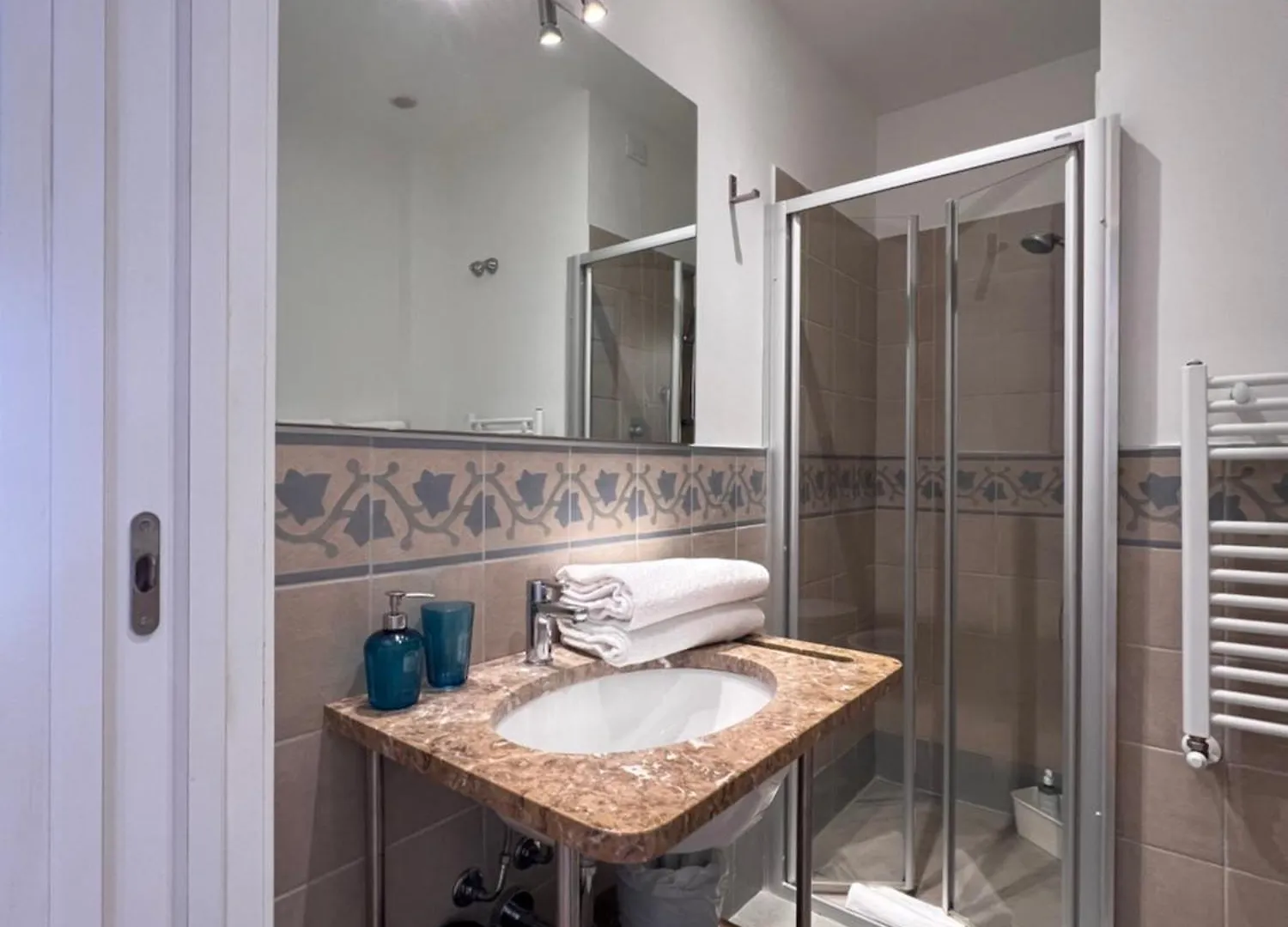 B&B Viale Italia 22 福洛尼卡 意大利